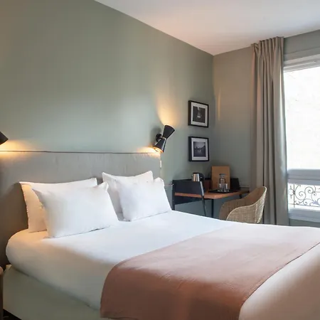 Prony Monceau Hotel 3*