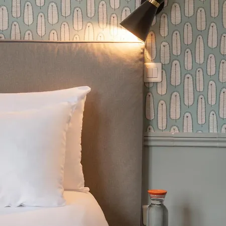 Prony Monceau Hotel