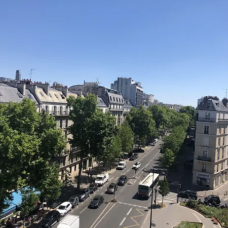 Hotel Prony Monceau 3*