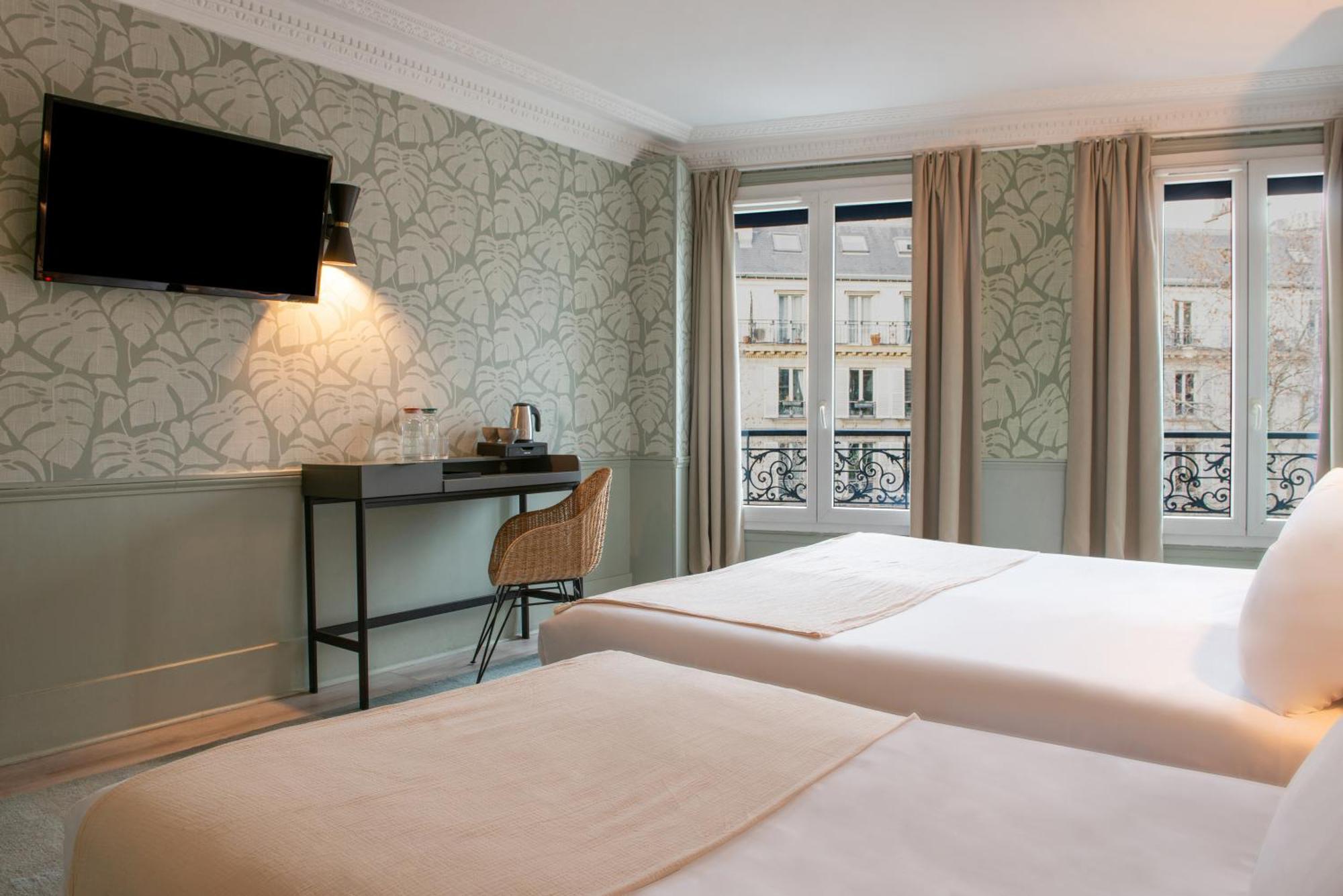 Hotel Prony Monceau Parigi