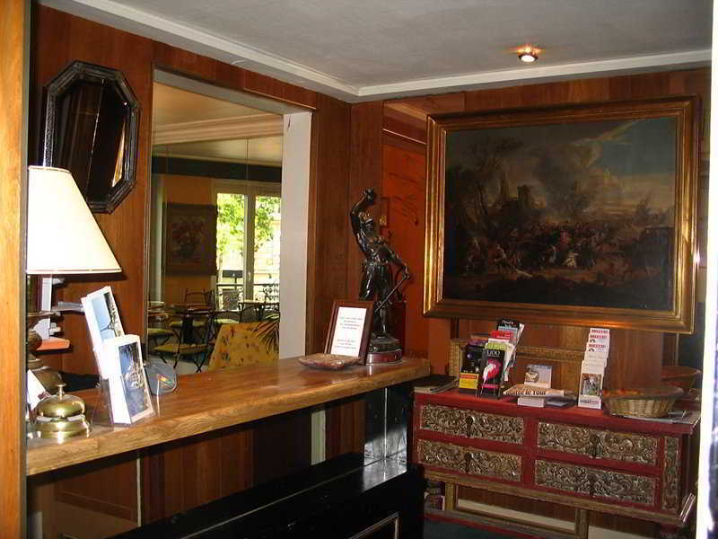 Hotel Prony Monceau 3*