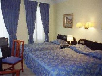 Avama Prony Hotel 3*